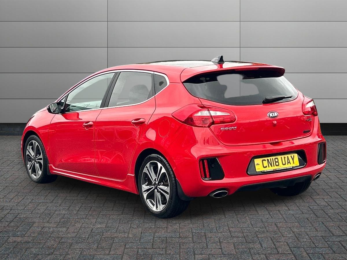 Kia Ceed Photo 1