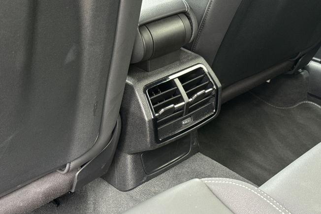AUDI Q3 Photo 24