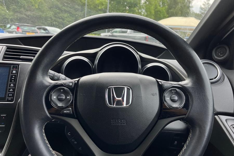 Honda Civic Photo autoimg-e5894163547d9ff8576ba92f150be1912dff09cd.jpg