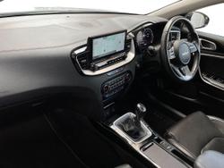KIA Xceed Photo 2