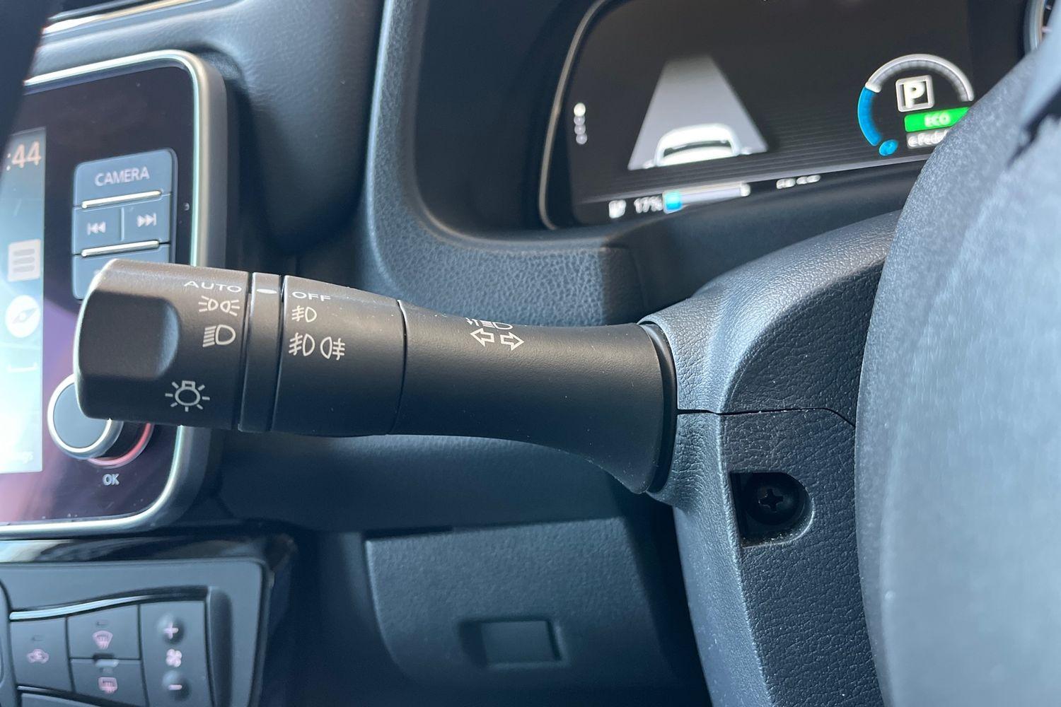 Nissan LEAF Photo 13