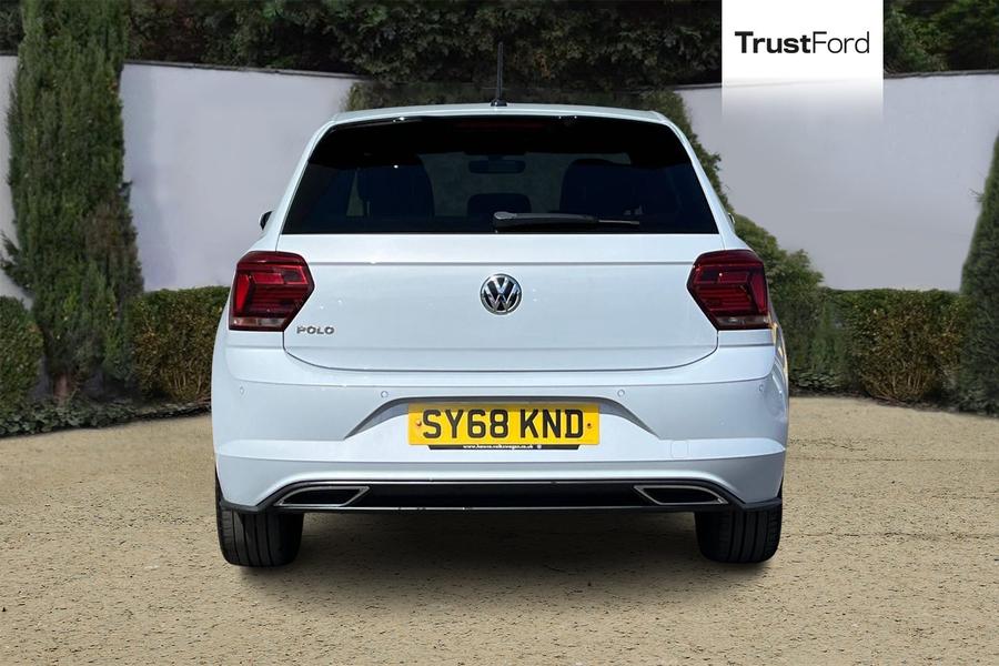 Volkswagen POLO Photo autoimg-e5910f026bcfab0caf1c5069e393508357cfe2dd.jpg