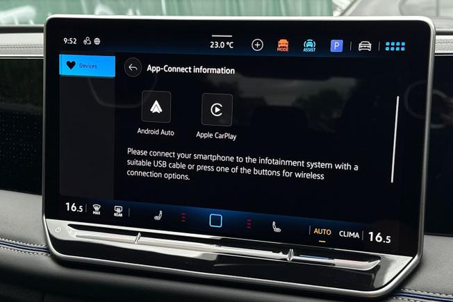 VOLKSWAGEN Tiguan Photo 21