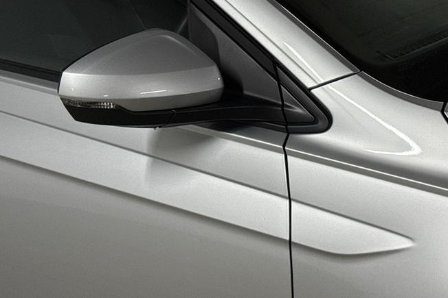 VOLKSWAGEN Polo Photo 20