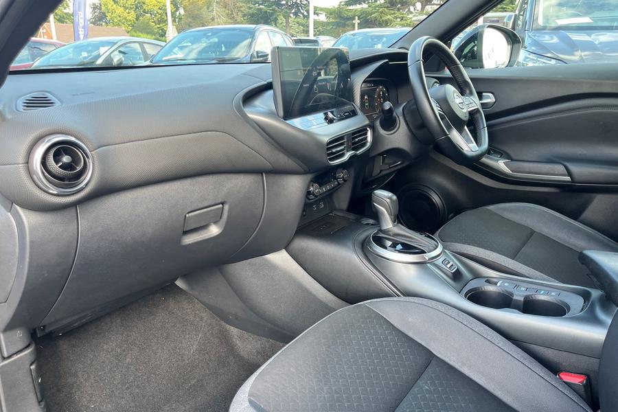 Nissan JUKE Photo autoimg-e59b23d00668bdd605a51d6475c299aa21c49484.jpg