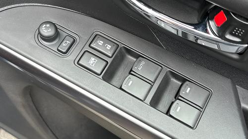 Suzuki SX4 Photo autoimg-e59de670c41af0ce7e55d5aecfd2e3dc4509a5d7.jpg