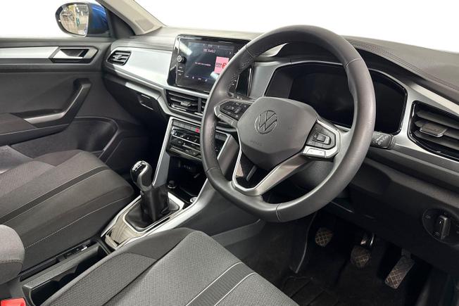 Volkswagen T-Roc Photo 6