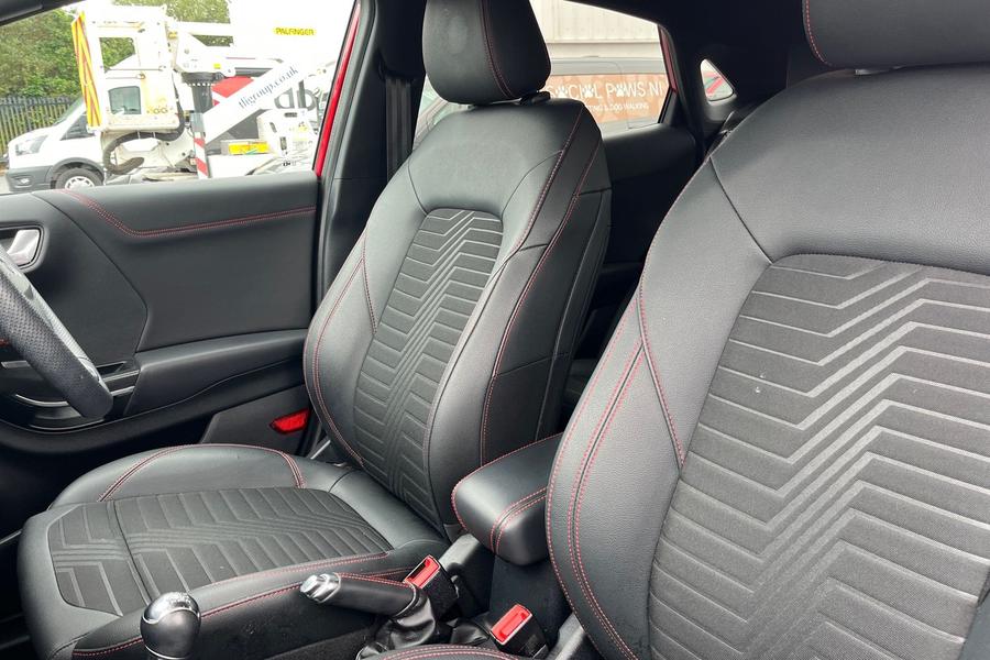 Ford PUMA Photo autoimg-e5a204cd7c336a9f1008caa8d9d10ee305b040d6.jpg