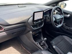 FORD Puma Photo 2