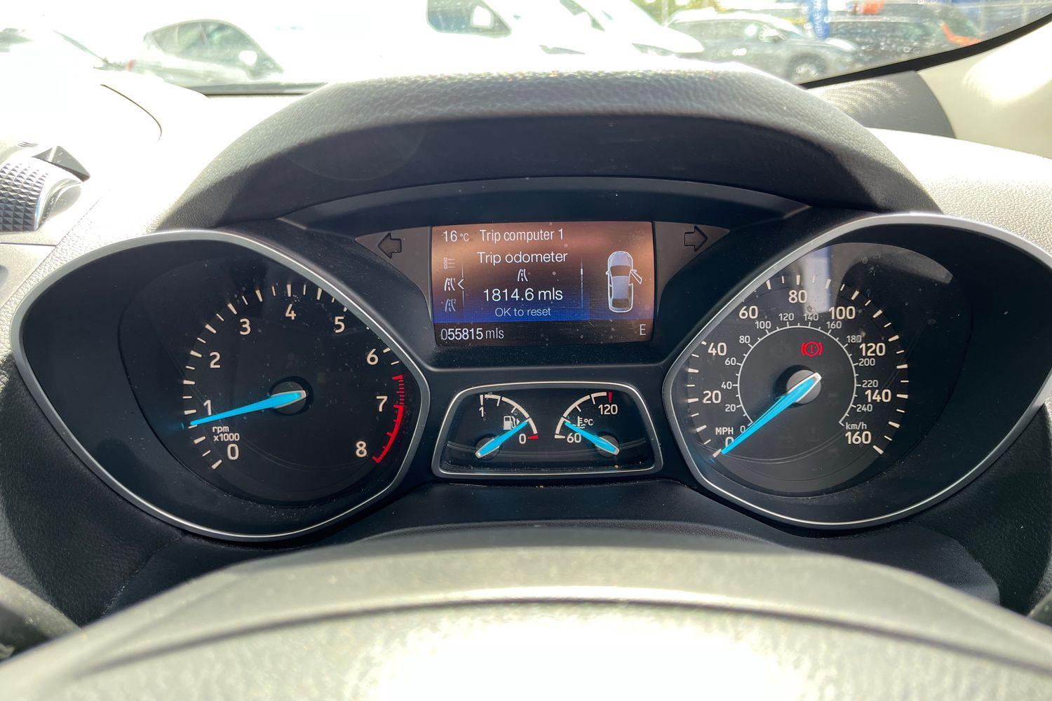 Ford KUGA Photo 12