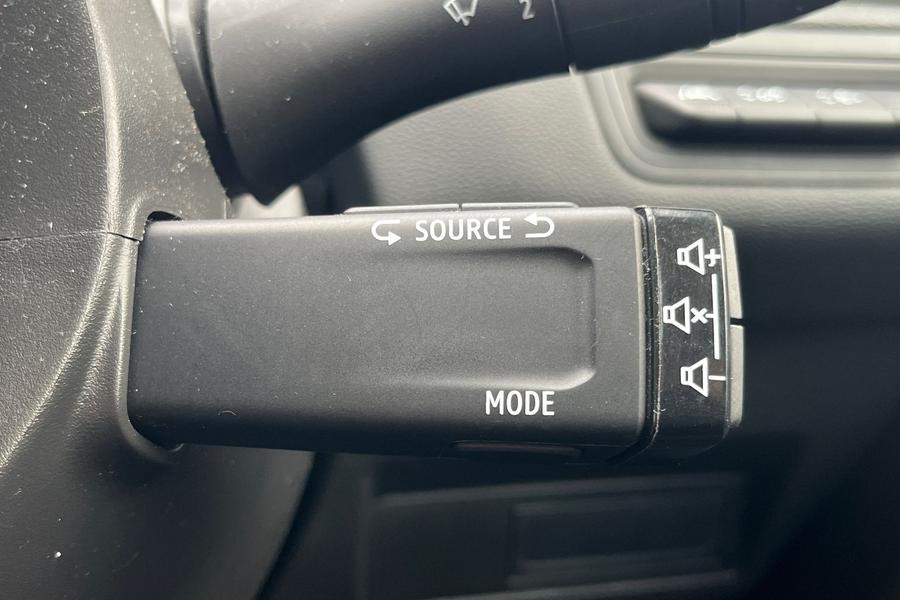 Renault CAPTUR Photo autoimg-e5a8c7cbdae302ef6aed1f5f4c37611cb9db06c9.jpg