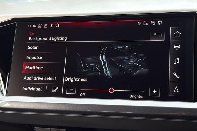 Audi Q4 e-tron Photo 32