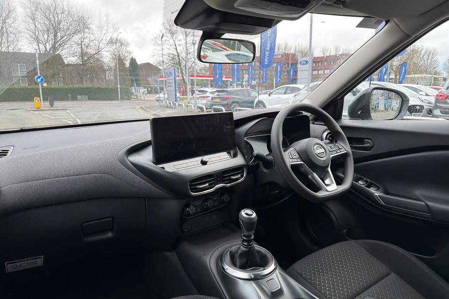 Nissan JUKE Photo autoimg-e5aad65ae1ed1a771b6c51f294c0a47ad823fdd1.jpg