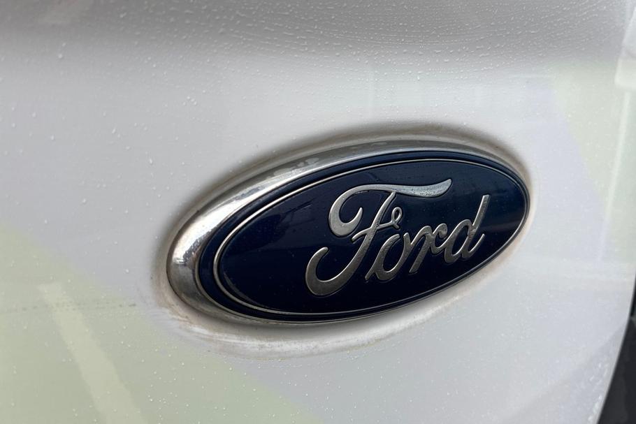 Used Ford Transit Connect YT67CBU 20