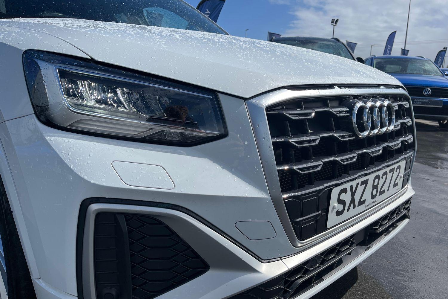 Audi Q2 Photo 23