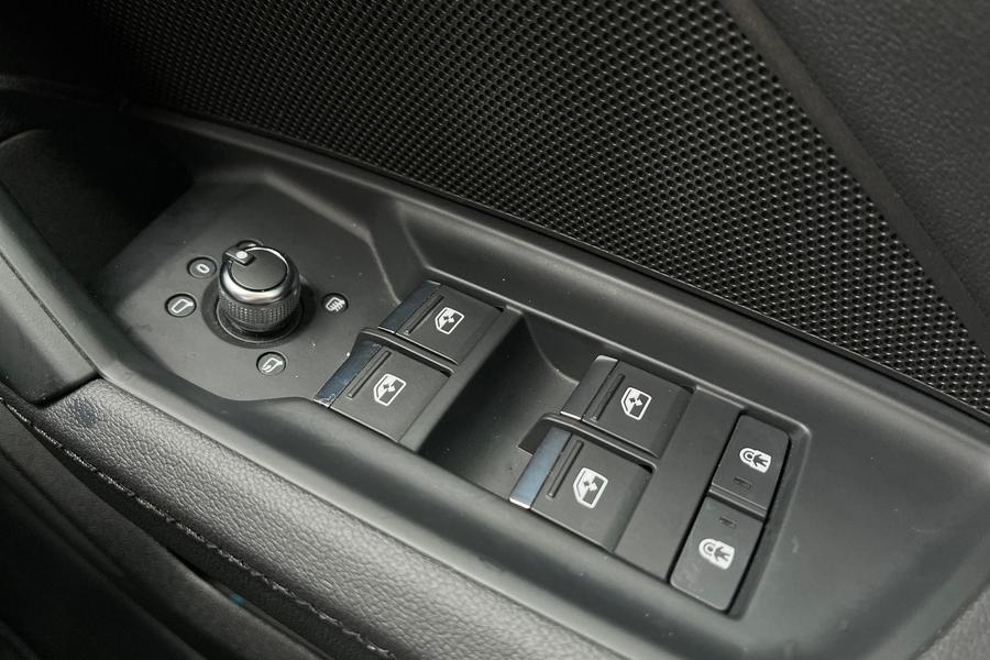 Audi S3 Photo autoimg-e5b25534dde03a7ec810f516b4e940e168d9fb18.jpg