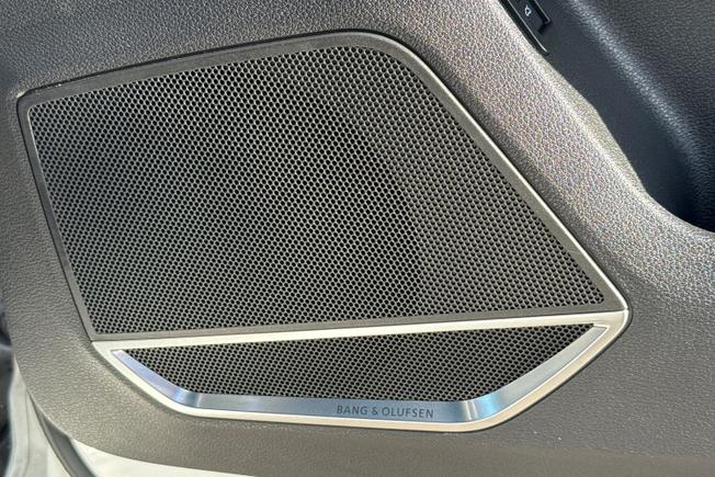 AUDI Q3 Photo 29