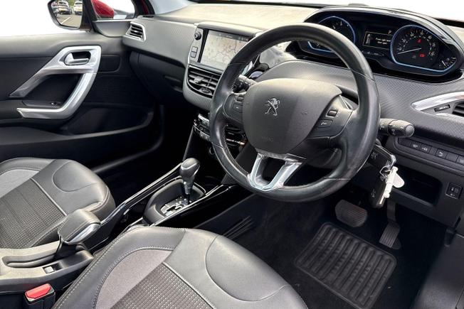 PEUGEOT 2008 Photo 6