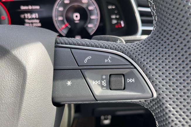 Audi Q7 Photo 17
