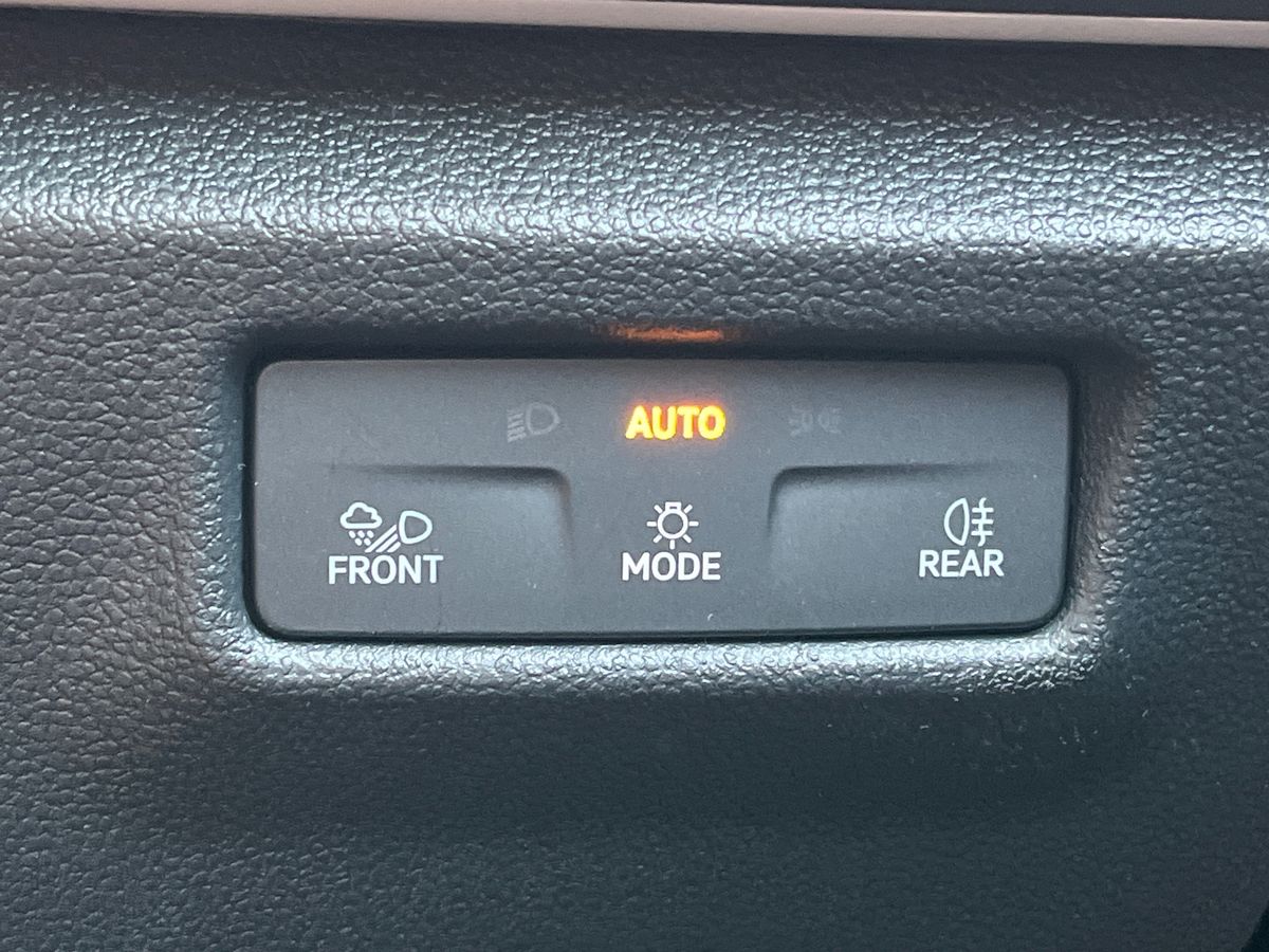 Volkswagen Tiguan Photo autoimg-e5b7c770475e99ffc381250b672593cb88df8c86.jpg