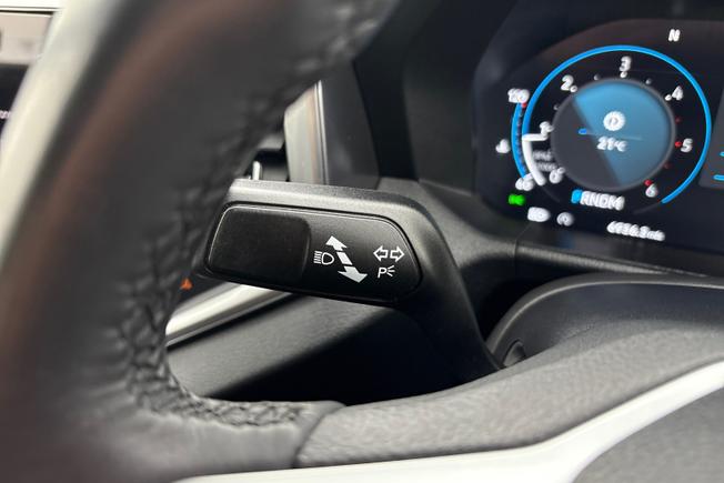 VOLKSWAGEN Amarok Photo 25