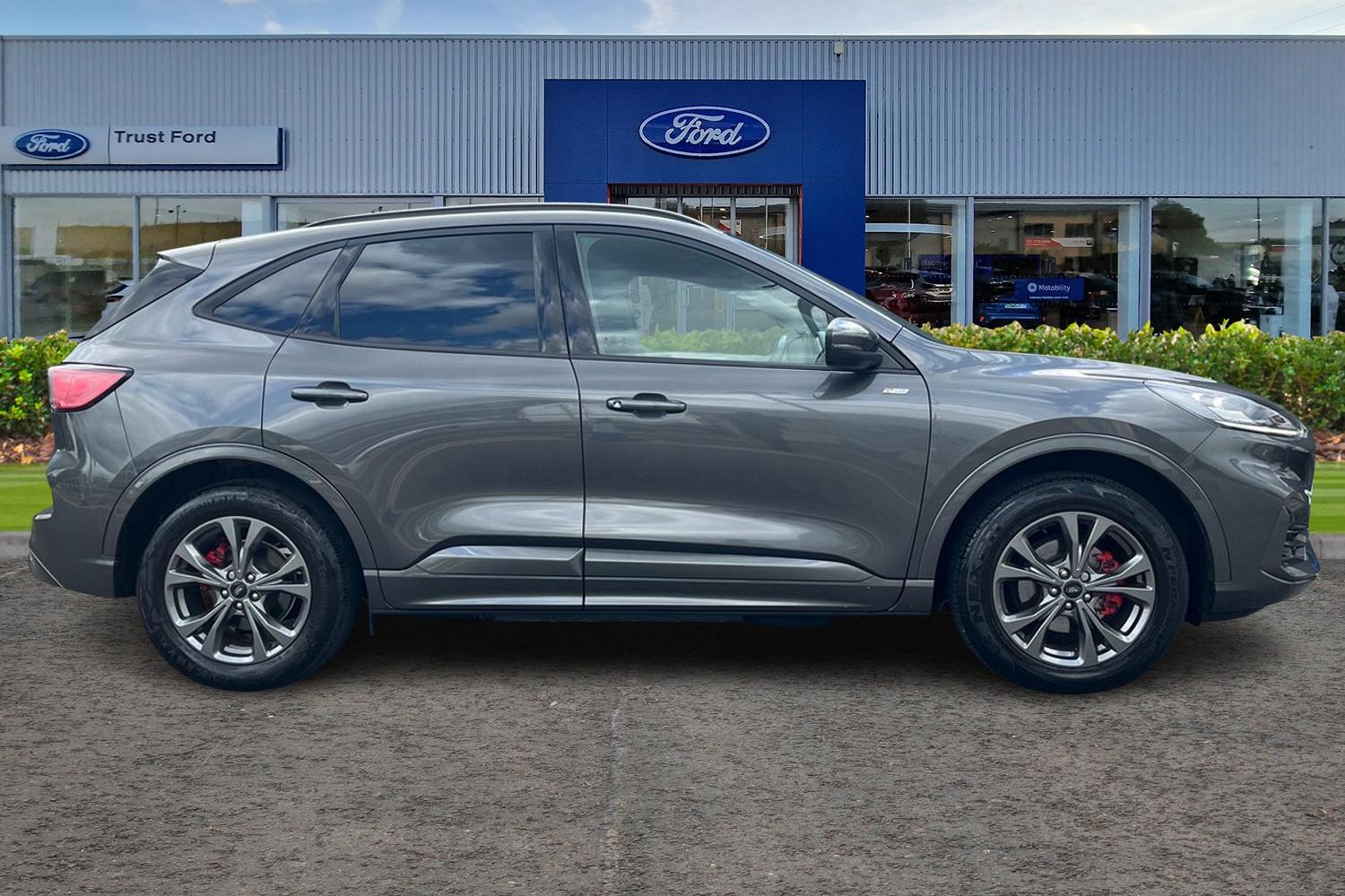 Ford Kuga Photo 2