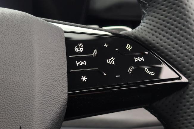 AUDI Q3 Photo 17