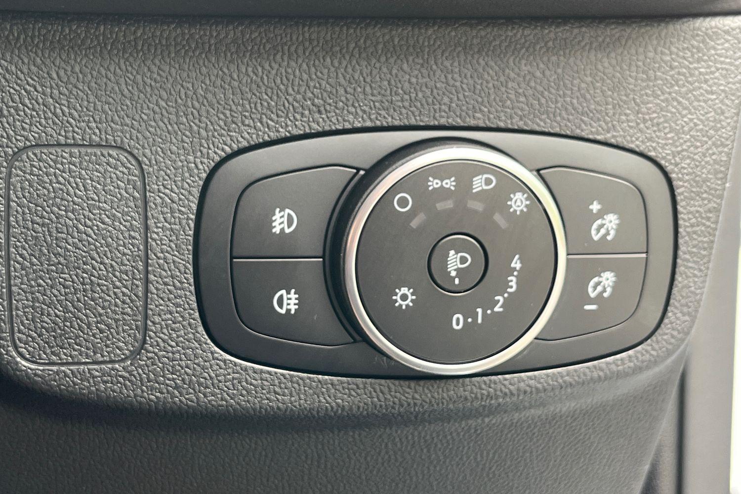 Ford FOCUS Photo 33
