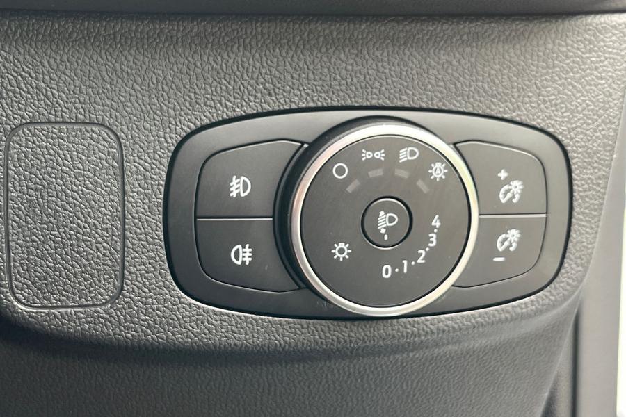 Ford FOCUS Photo autoimg-e5c37337c1013a12282a8095913eb3f50b280275.jpg