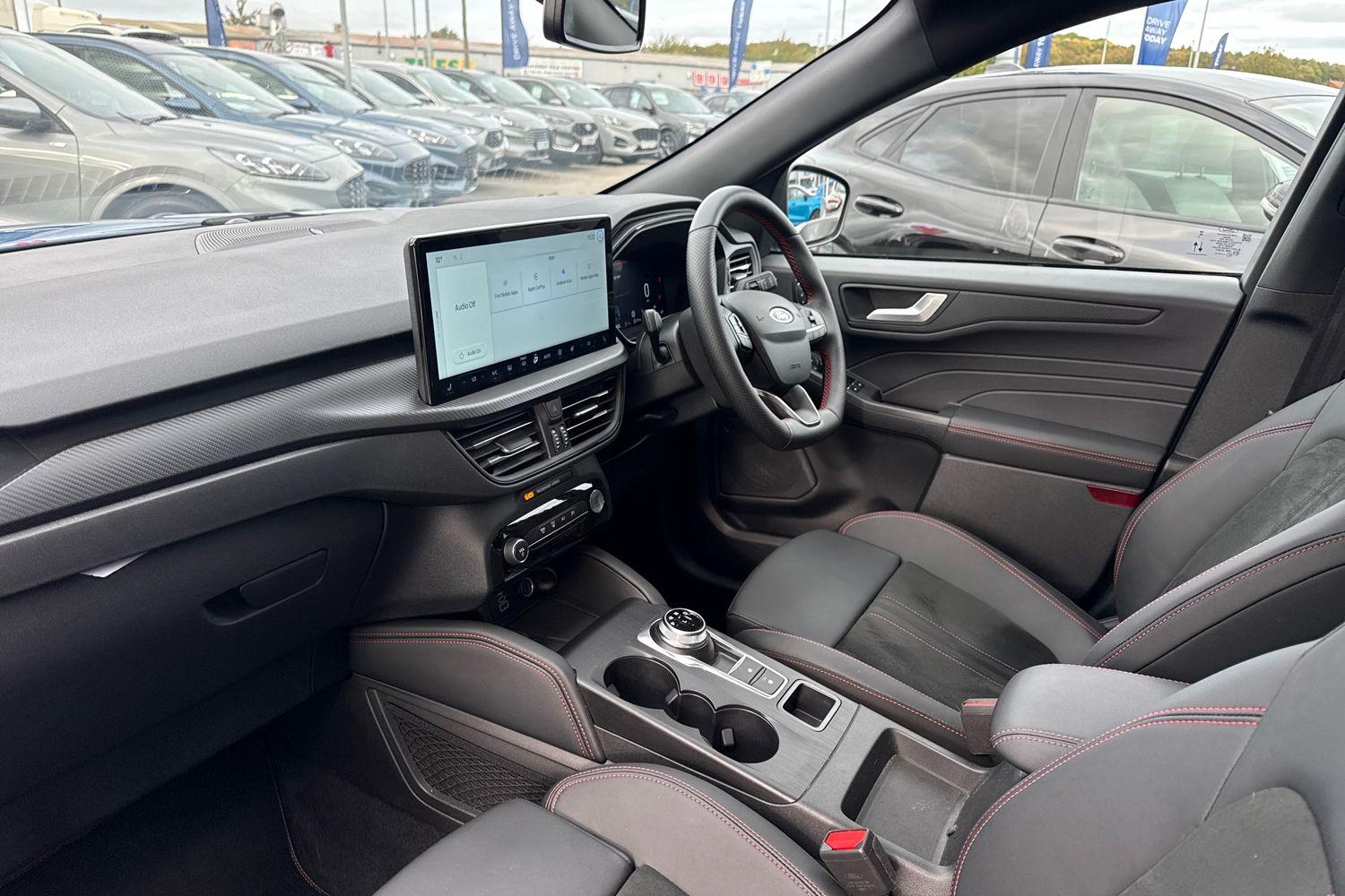 Ford KUGA Photo 17