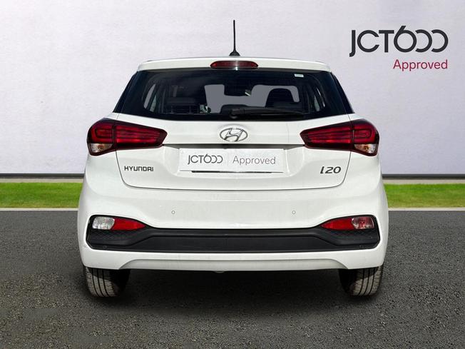 Hyundai i20 Photo 7