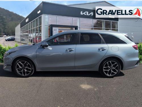 Kia CEED Photo autoimg-e5cebf283cf2dc65dff3b94320b384f3d710e02c.jpg