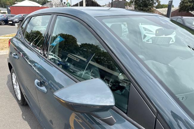 SEAT Ibiza Photo 20