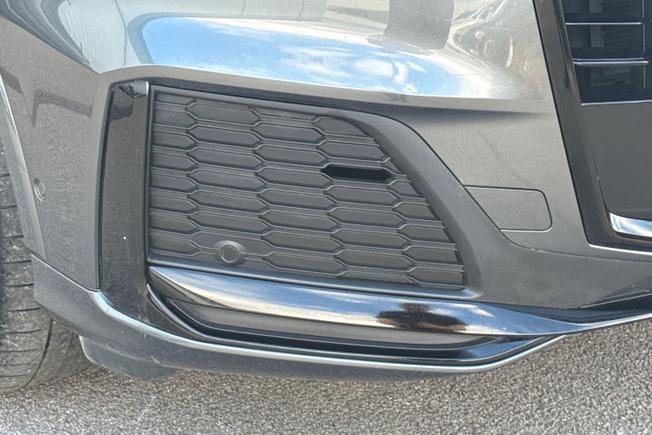 AUDI Q7 Photo 21
