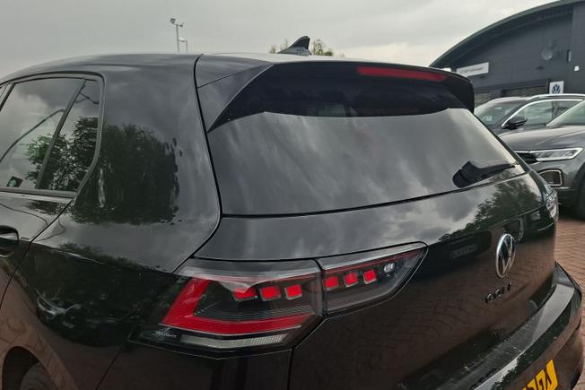 Volkswagen Golf Photo 18