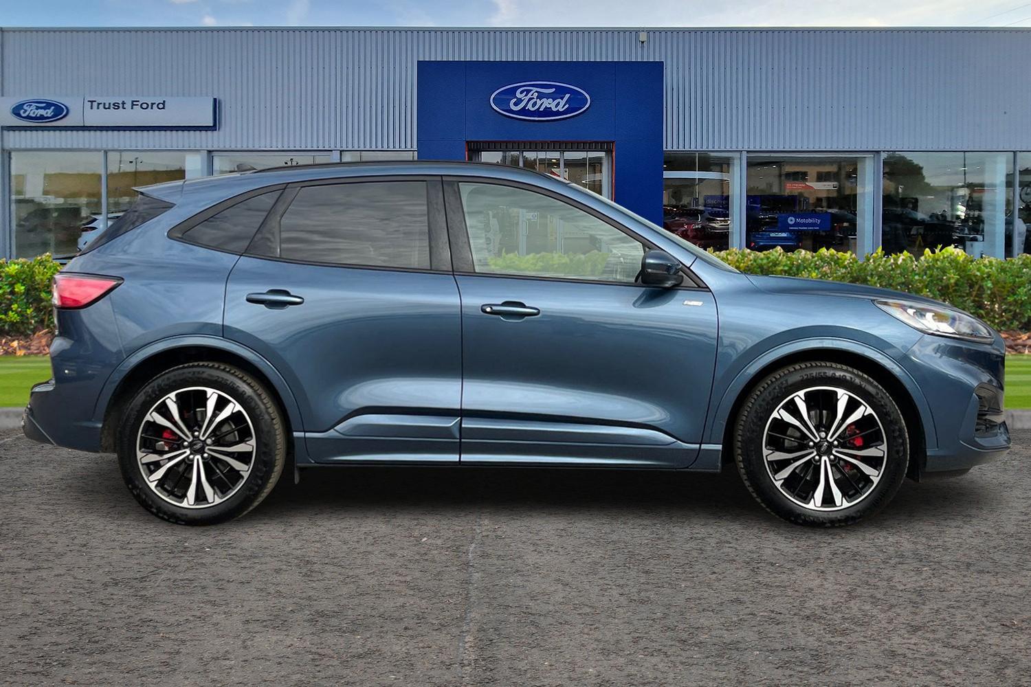 Ford Kuga Photo 2