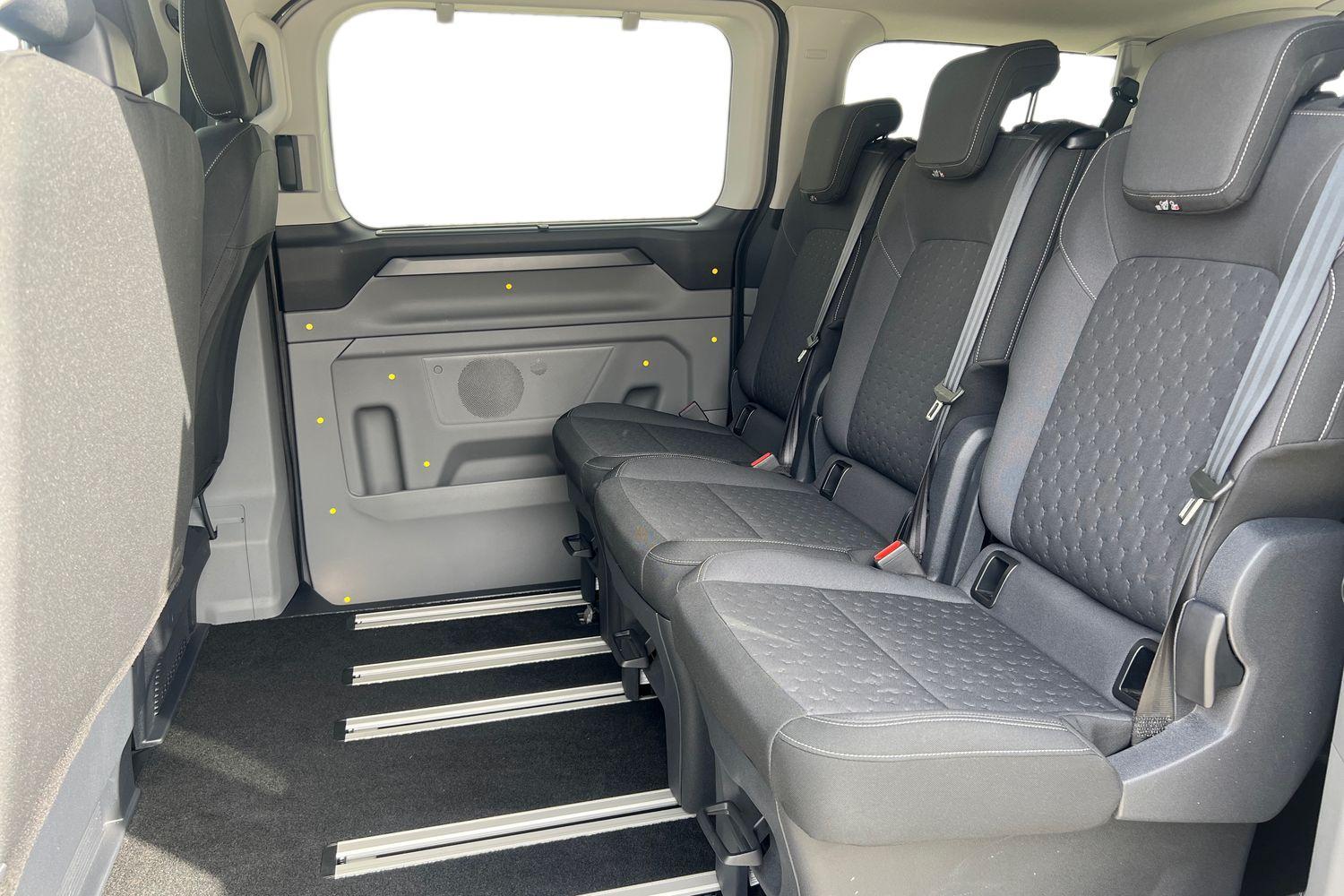 Ford TOURNEO CUSTOM Photo 10