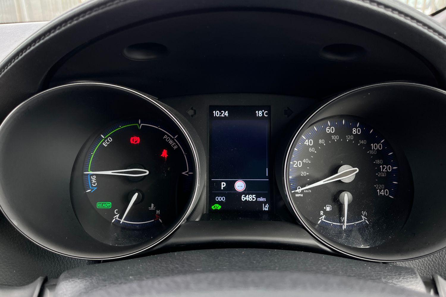 Toyota C-HR Photo 12