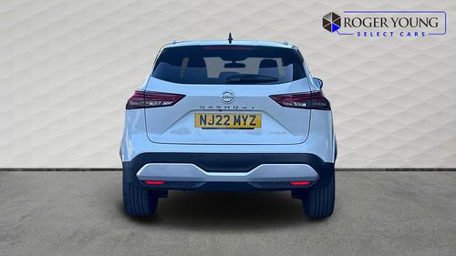 Nissan Qashqai Photo autoimg-e5e1370b4d4827eb51d65622030ffa4a35a56448.jpg