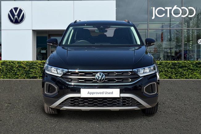 VOLKSWAGEN T-Roc Photo 8