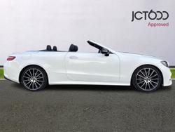 MERCEDES-BENZ E Class Photo 4