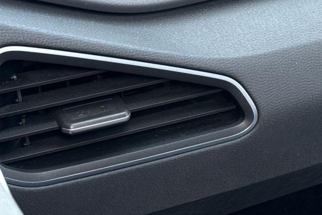 VOLKSWAGEN ID.3 Photo 43