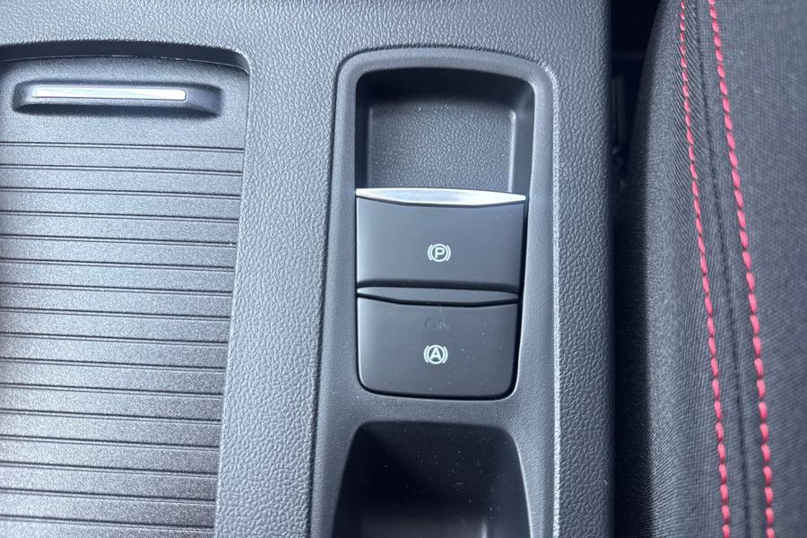 Ford FOCUS Photo autoimg-e5e67391949397a652078fa9caa6be295f6aea2d.jpg