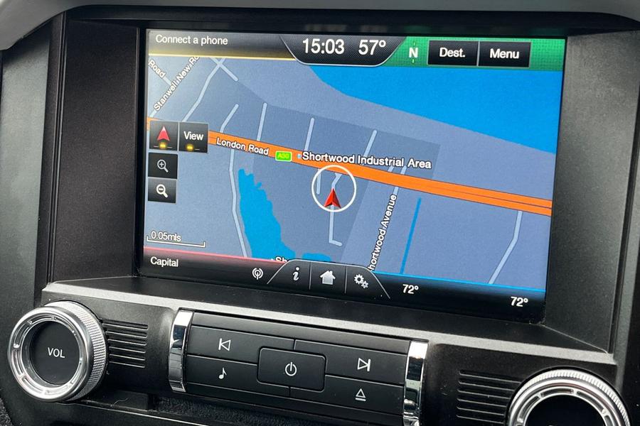 Ford MUSTANG Photo autoimg-e5e7c8493b2759d245364caa60217bb42f958f14.jpg