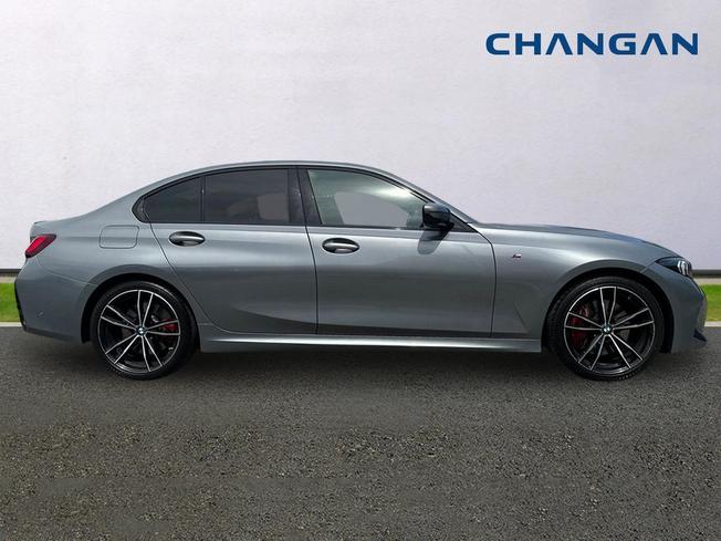 BMW 3 Series Photo 4