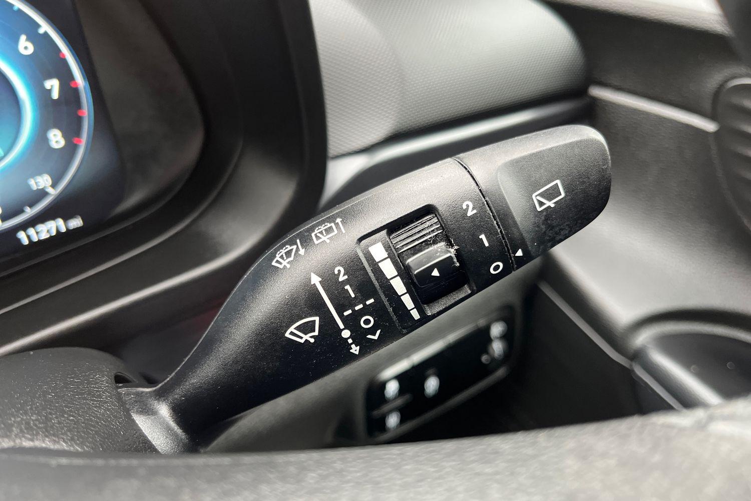 Hyundai BAYON Photo 14