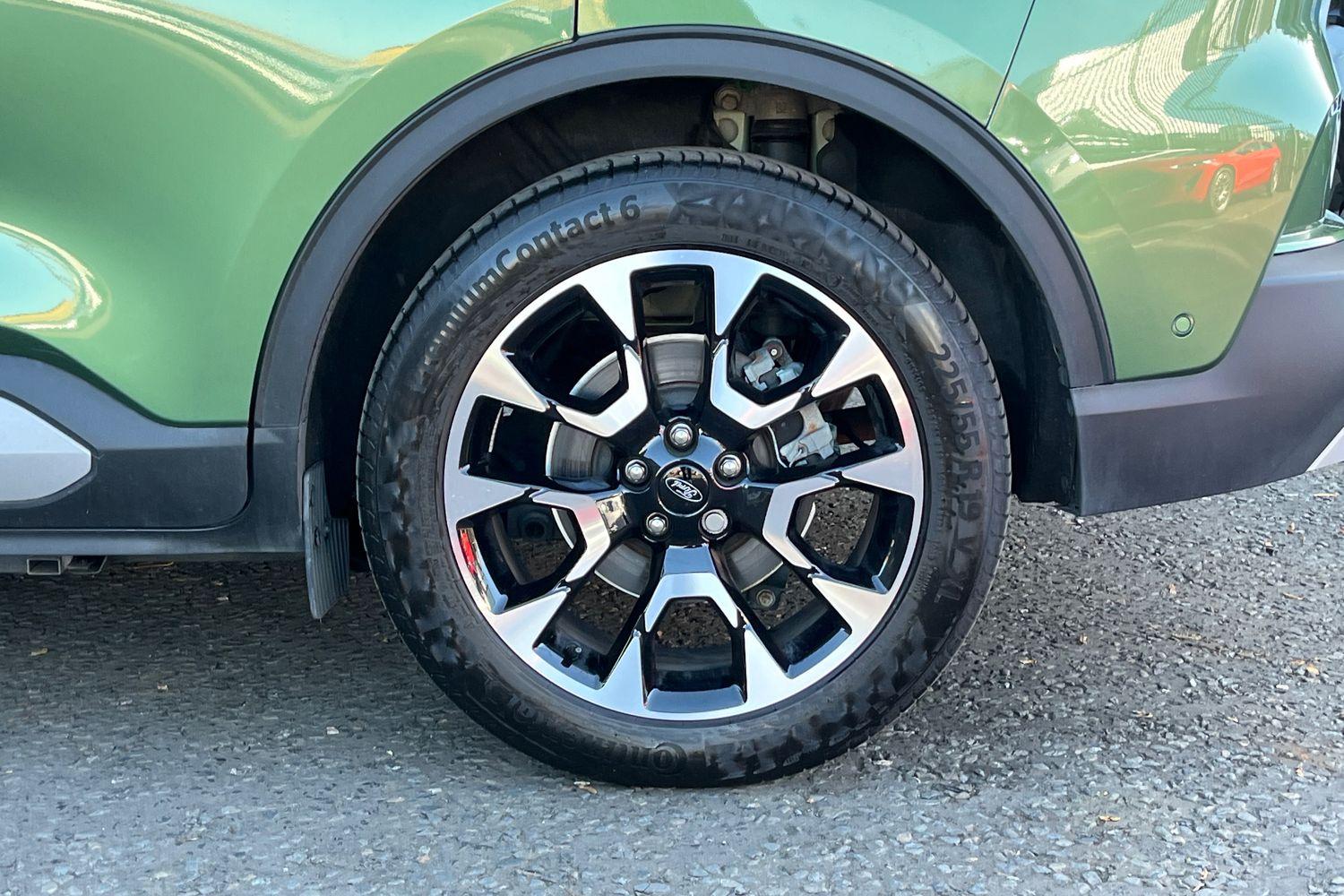 Ford KUGA Photo 28