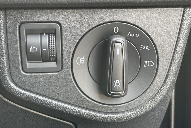 VOLKSWAGEN Polo Photo 24