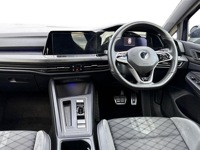 VOLKSWAGEN Golf Photo 11