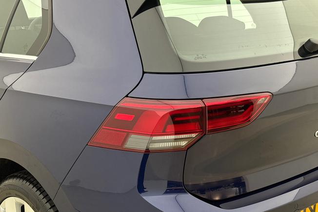 VOLKSWAGEN Golf Photo 18